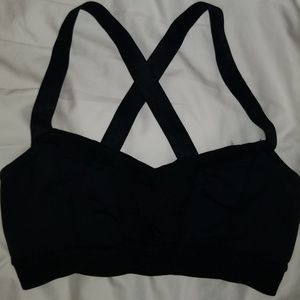 Lululemon black sports bra size 6